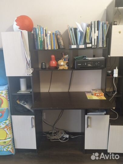 Продам письменный стол