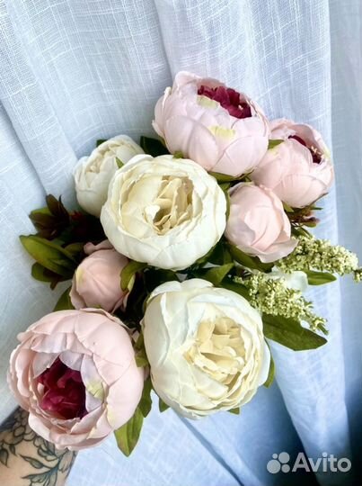 Искусственные цветы для декора свадьбы