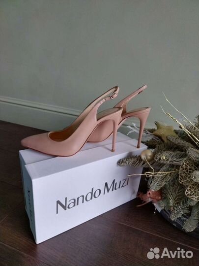 Босоножки новые Nando Muzi