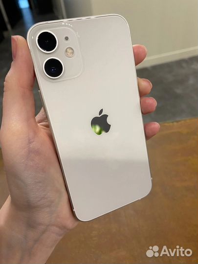 iPhone 12 mini, 64 ГБ