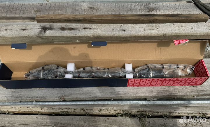 Полуось на фольцваген поло правая