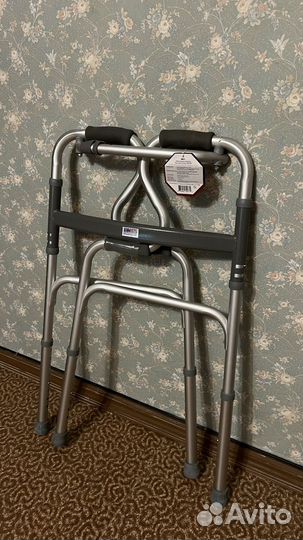 Ходунки для взрослых шагающие