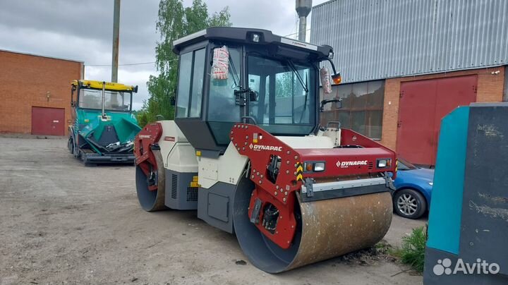 Дорожный каток Dynapac CC4200 VI, 2023