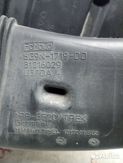 Корпус воздушного фильтра Volvo V70 универсал