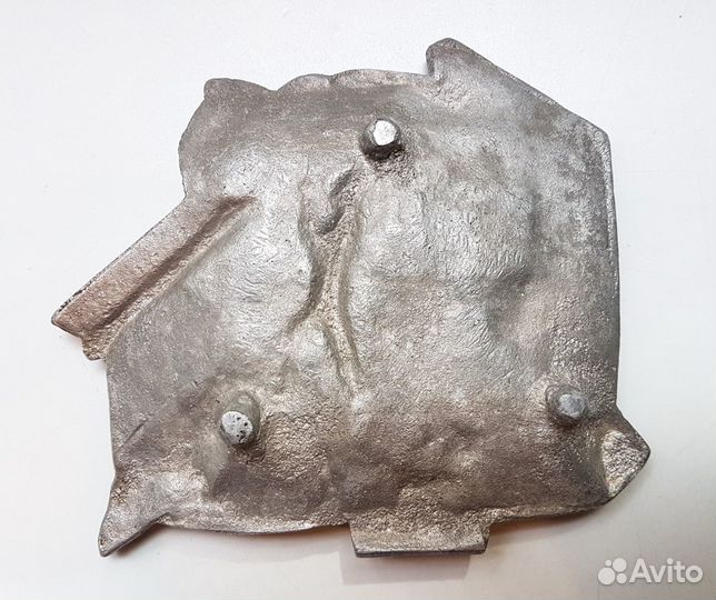 Старинная оловянная пепельница Игра в кегли