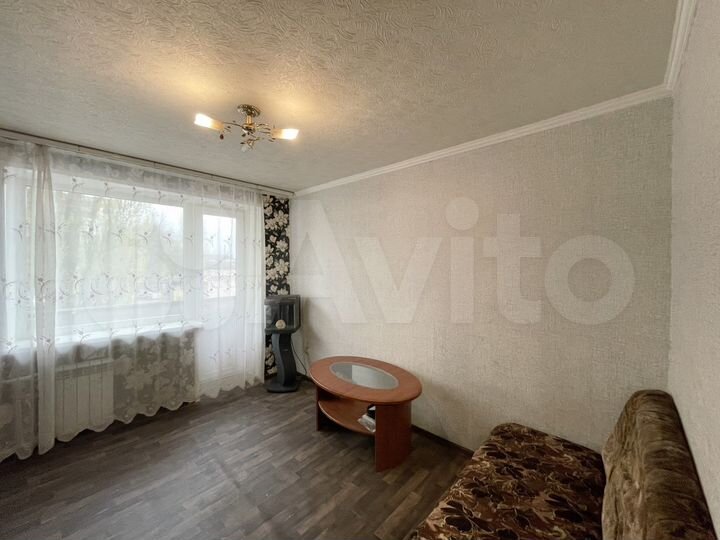 4-к. квартира, 63 м², 2/5 эт.