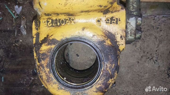 Гидроцилиндр на Liebherr 944