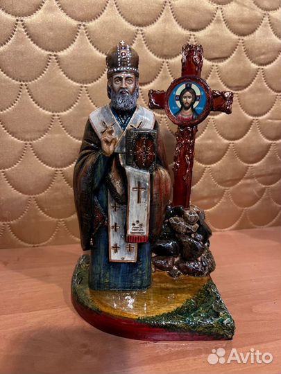 Статуэтка церковная с разными иконами