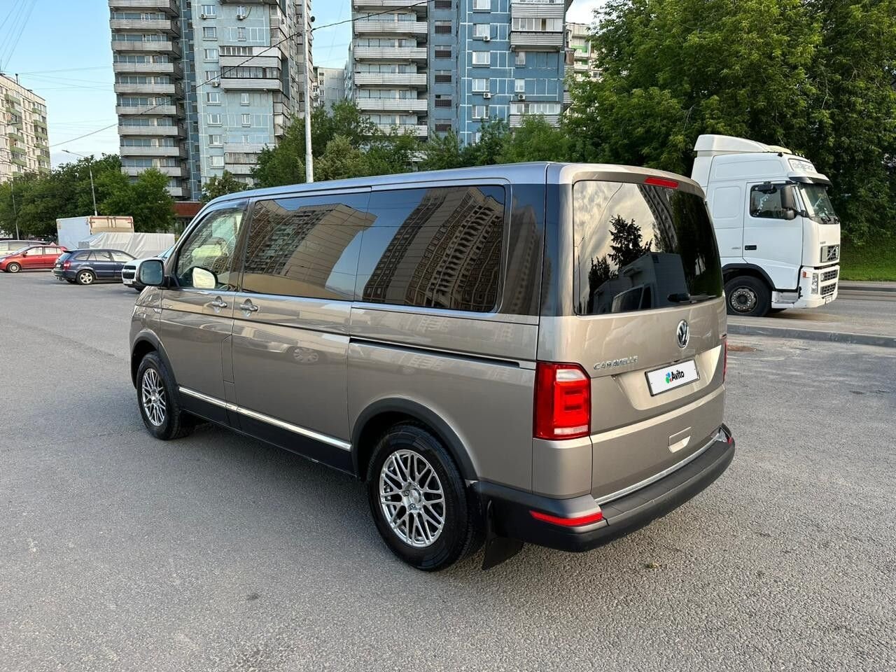 Volkswagen Caravelle: фото владельца