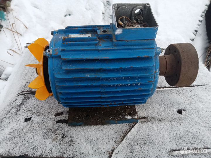 Электродвигатель асинхронный