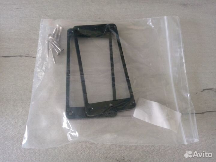 Рамки хамбакеров на les Paul