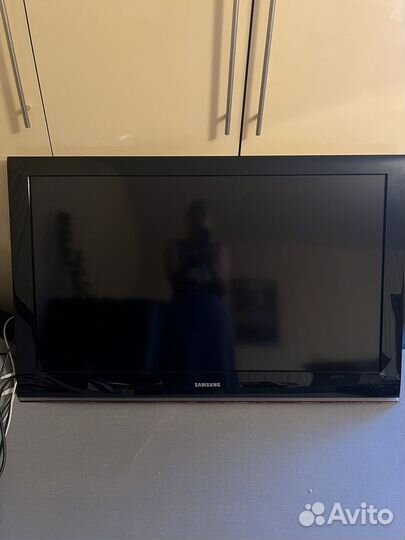 Телевизор ЖК Самсунг
