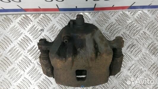 Суппорт тормозной передний правый hyundai tucson J