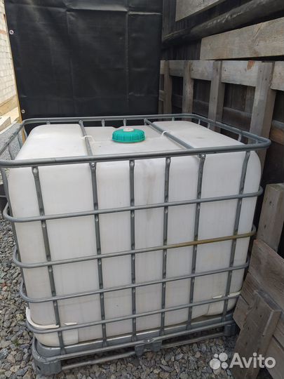 Емкость для воды(кубовка) 1000 литров