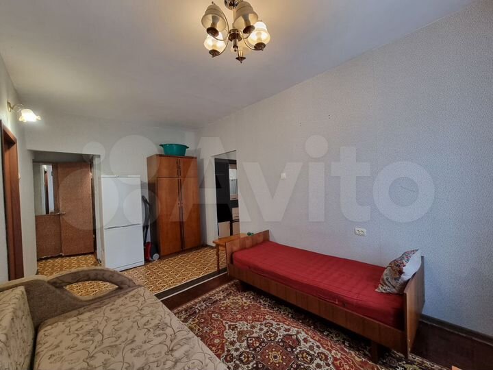 3-к. квартира, 70 м², 3/5 эт.