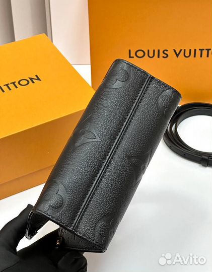 Сумка Louis Vuitton On The Go BB