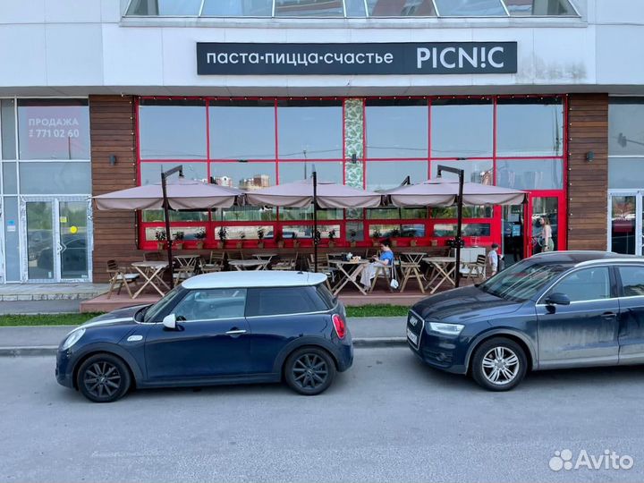 Усиленный зонт для кафе в наличии