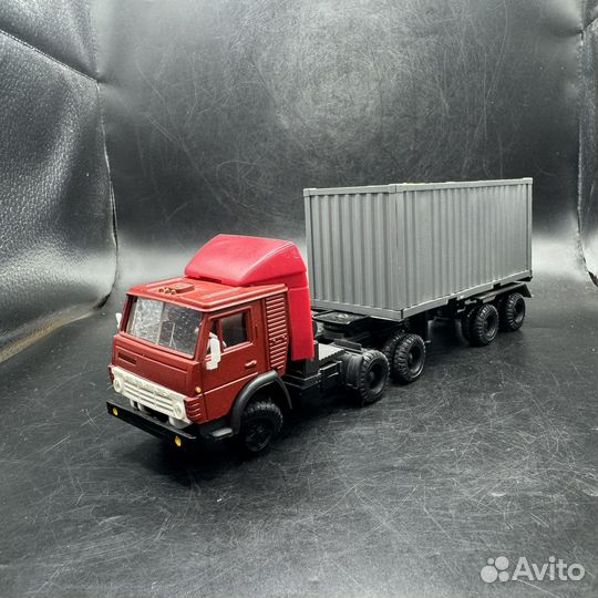Модель Моделька машина камаз 54112 1:43 Полуприцеп