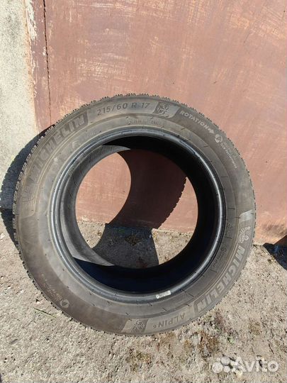 Michelin Alpin 6 215/60 R17