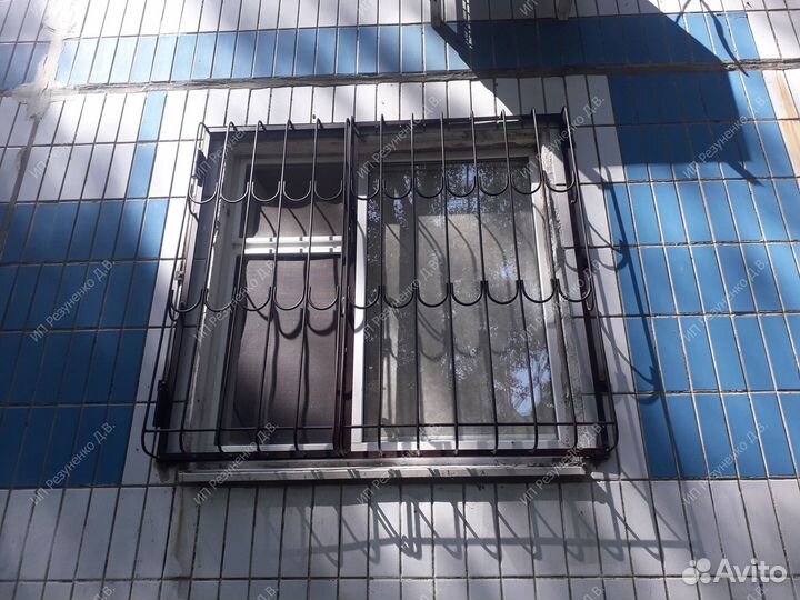 Решетки на окна 2.4х2.65 м