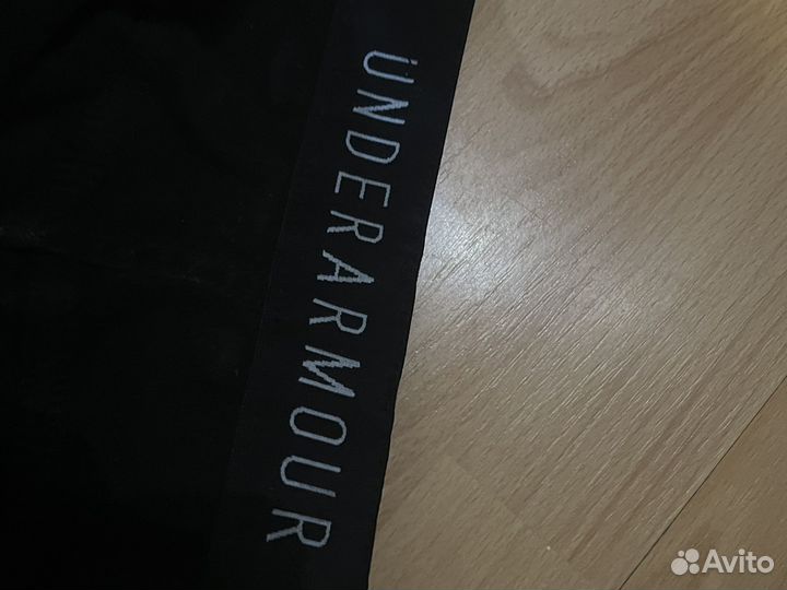 Джинсы underarmour