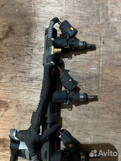 Форсунки топливные audi s3 8v golf 7r верхние