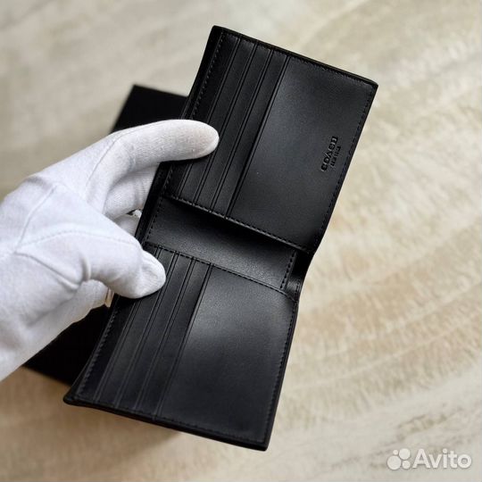 Подарок для любимого мужчины на 23 февраля