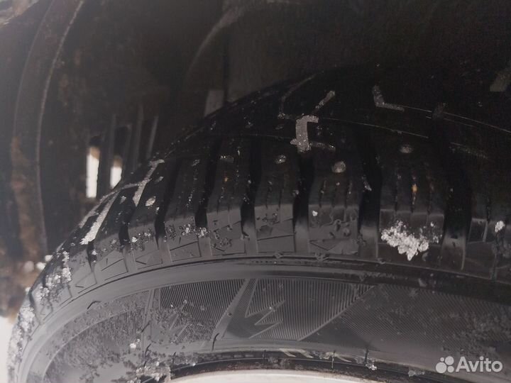 Hankook Winter I'Pike LV RW15 65 R15 92