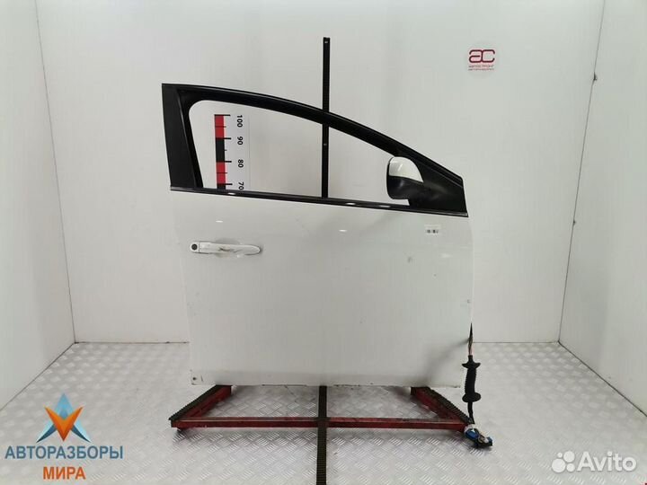 Молдинг стекла двери наружный Fiat Bravo 2 2011