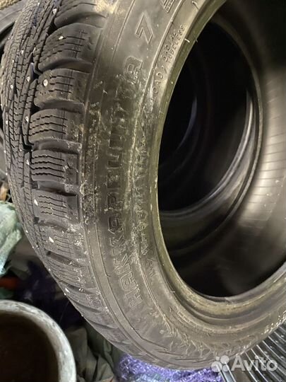 Nokian Tyres Hakkapeliitta 7 225/50 R17