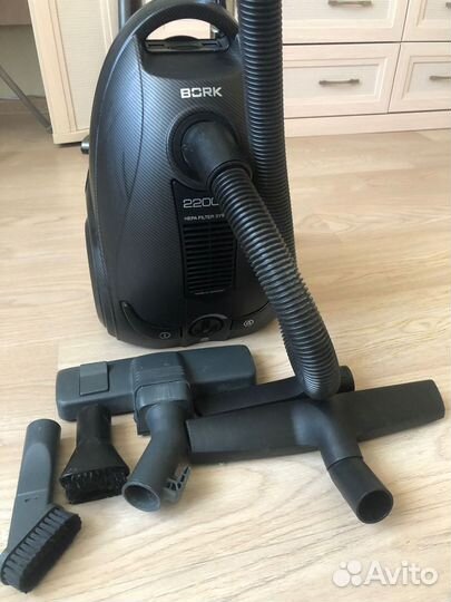 Пылесос Bork V505