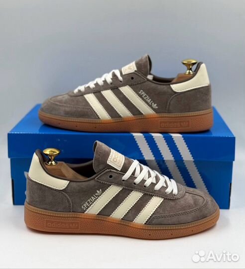 Adidas Spezial brown