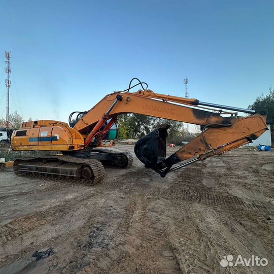 Эксковатор гусенечный Samsung