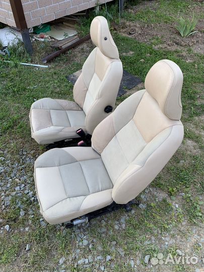 Сиденья volvo s60 I