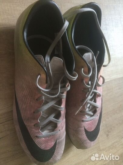 Бутсы профессиональные: Nike mercurial