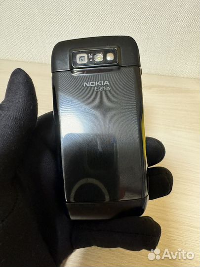 Nokia E71