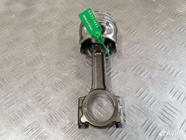 Поршень с шатуном Renault Scenic 1 1.5 DCI