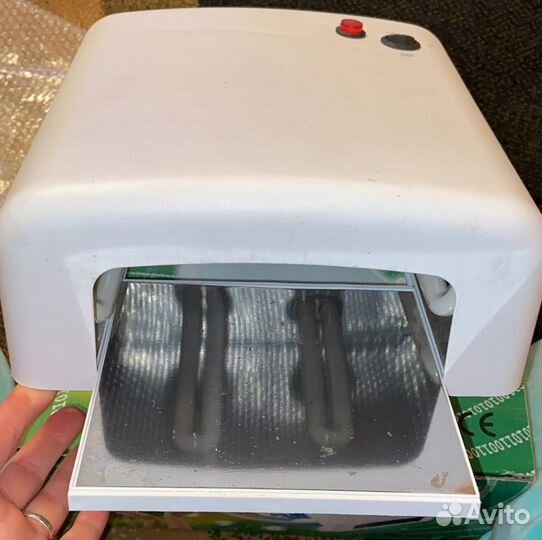 Лампа для ногтей