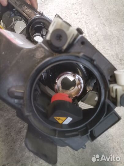 Mazda 6 gg правая фара ксенон до 05г