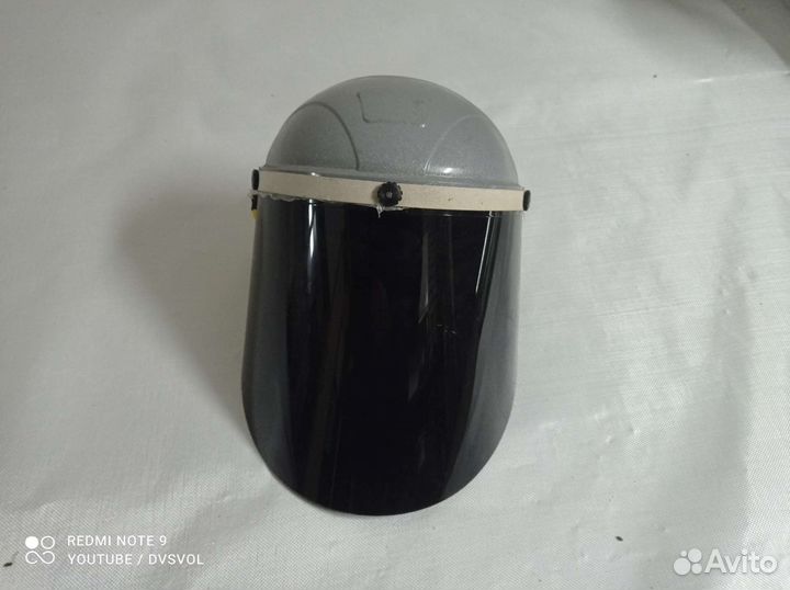 Защитная маска, щиток тонированный