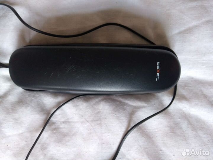 Телефон кнопочный