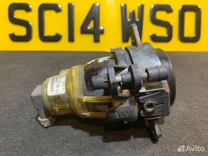 Фара противотуманная передняя правая Opel Astra J