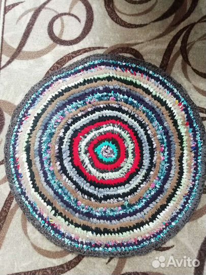 Коврик ручной работы