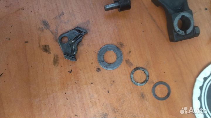 Вал переключения передач на Иж Юпитер