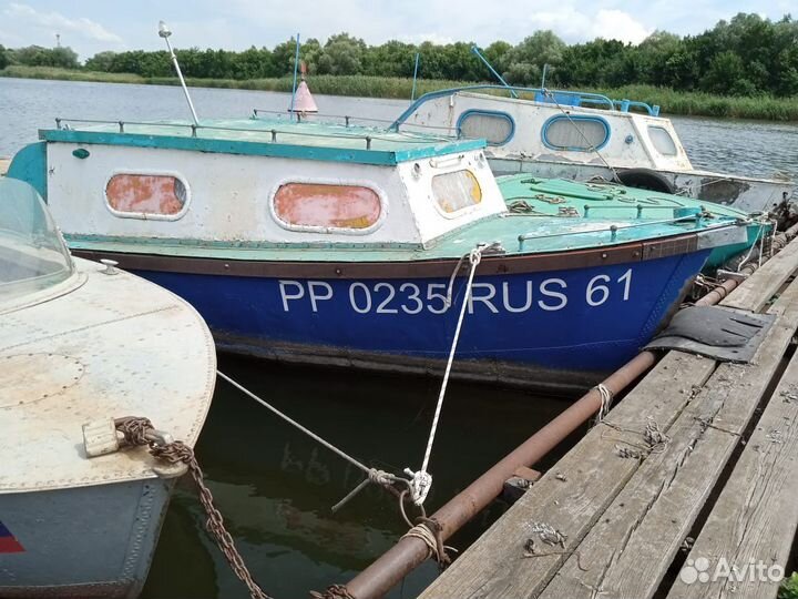 Моторная лодка