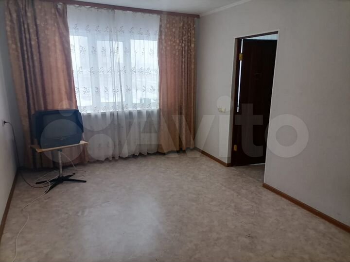 2-к. квартира, 44 м², 3/5 эт.