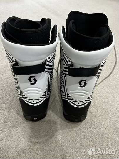 Ботинки для снегохода