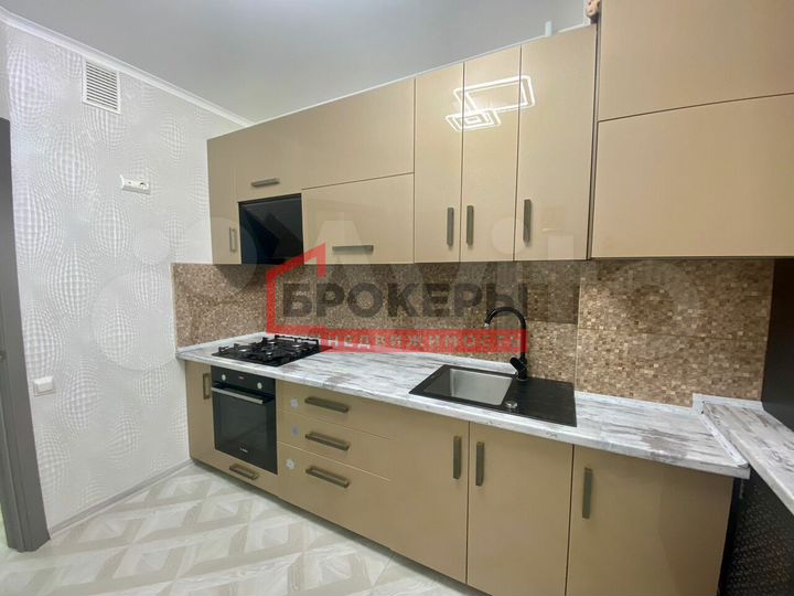 1-к. квартира, 42,4 м², 7/10 эт.