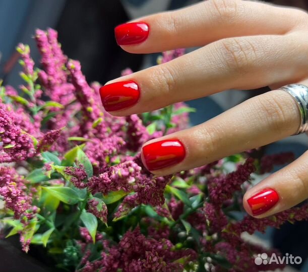 Маникюр и педикюр с покрытием гель-лак