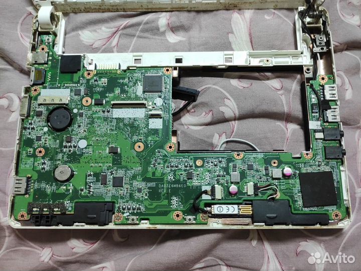 Acer Aspire One Happy2-N578Qyy